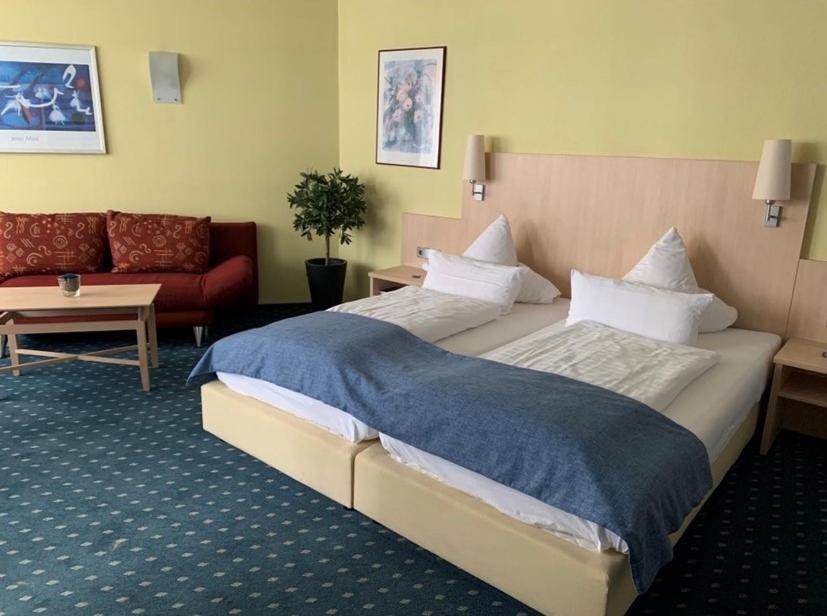 Hotel Deutsches Haus Lampertheim Zewnętrze zdjęcie